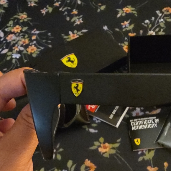 Ray-Ban Ferrari - Picture 5 of 10